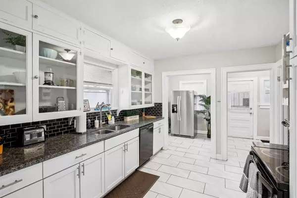 Coliving in Raytown - Outer KCMO, Kansas City