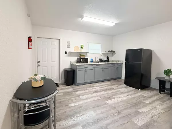 Coliving in Lowry Park North - North Tampa, Tampa