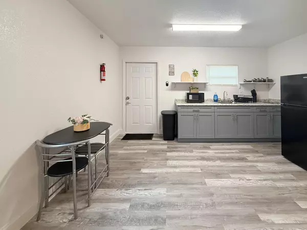 Coliving in Lowry Park North - North Tampa, Tampa