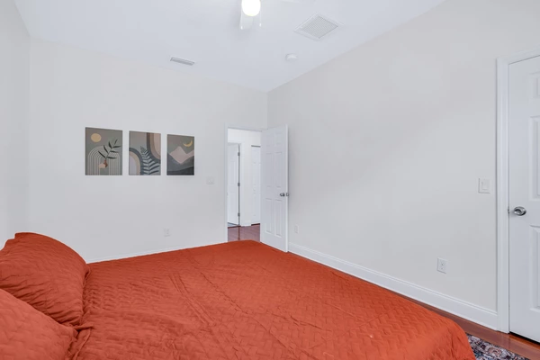 Coliving in Sulphur Springs - North Tampa, Tampa