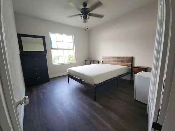 Coliving in Plant City - East Tampa, Tampa