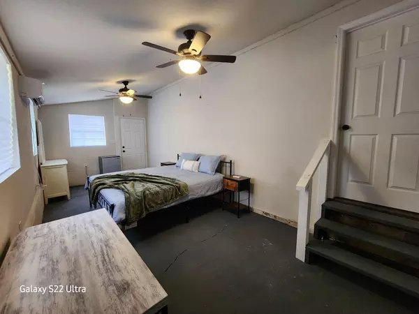 Coliving in Plant City - East Tampa, Tampa