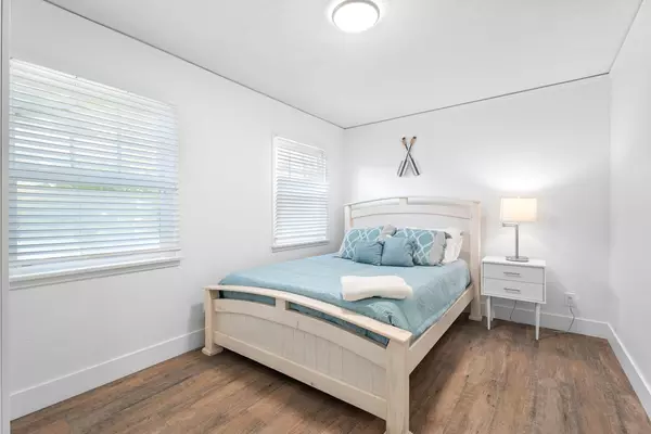 Coliving in Huntington Beach - Orange County, Los Angeles