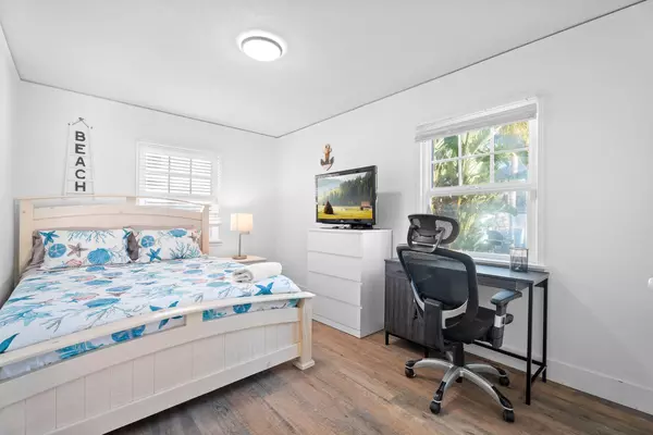 Coliving in Huntington Beach - Orange County, Los Angeles