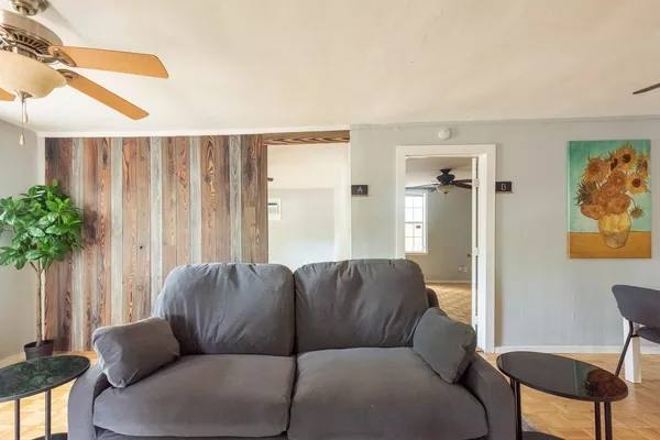 Coliving in East Cesar Chavez - East Austin, Austin