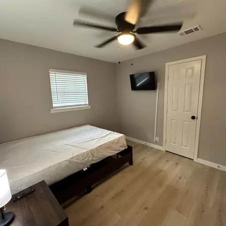 Coliving in Pleasant Grove - Se Dallas, Dallas
