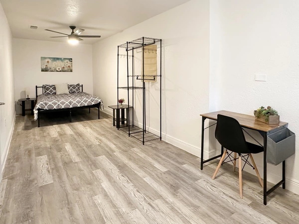 Coliving in Clearwater - Clearwater-St. Petersburg, Tampa