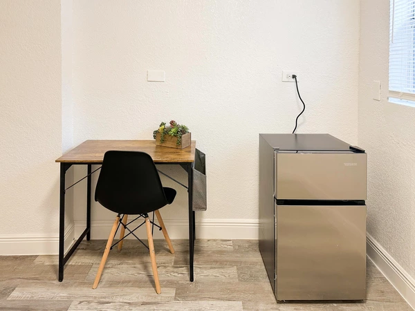 Coliving in Clearwater - Clearwater-St. Petersburg, Tampa