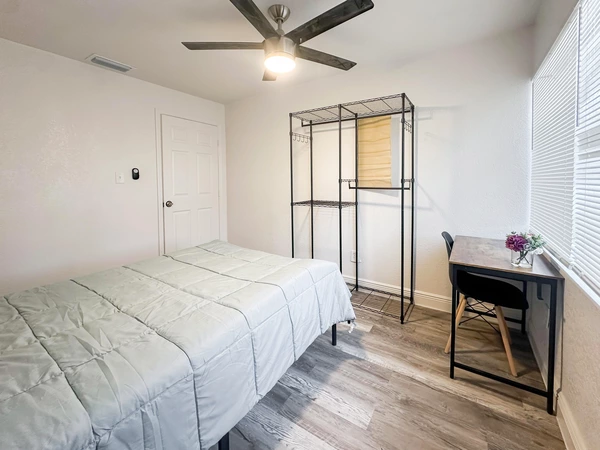Coliving in Clearwater - Clearwater-St. Petersburg, Tampa