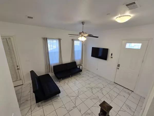 Coliving in Irving - Sw Dallas, Dallas