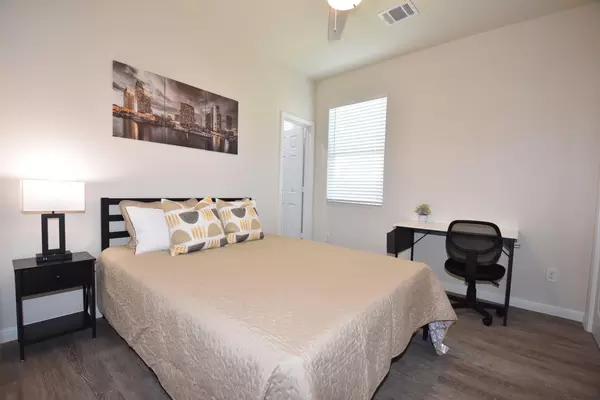 Coliving in Acres Home - Nw Houston, Houston