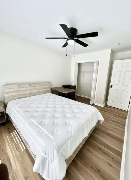 Coliving in College Downs - North Charlotte, Charlotte