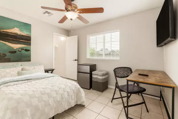 Coliving in Mesa - SE Valley, Phoenix