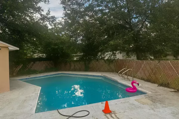 Coliving in Lake Forest - Northside, Jacksonville