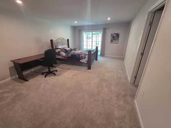 Coliving in Hope Valley - Durham, Raleigh