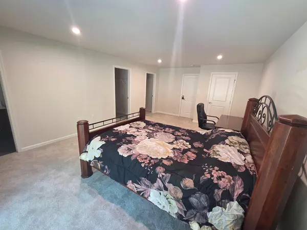 Coliving in Hope Valley - Durham, Raleigh