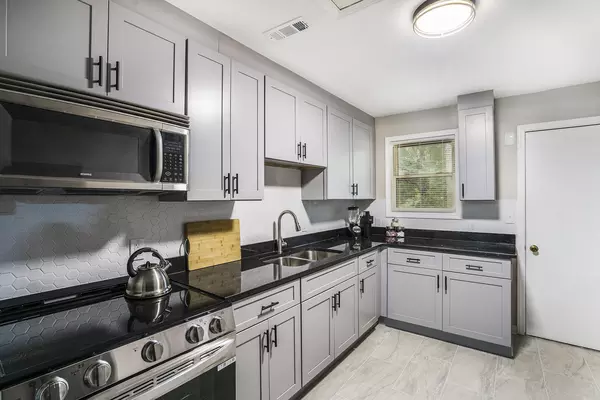 Coliving in Grove Park - West Atl, Atlanta