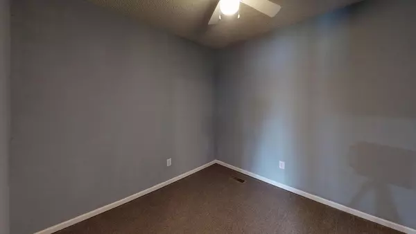 Coliving in Olathe - Outer KCK, Kansas City