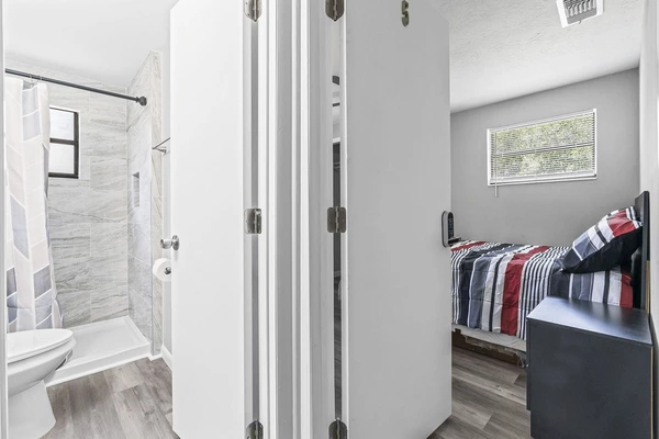 Coliving in Cedar Hills - Westside, Jacksonville