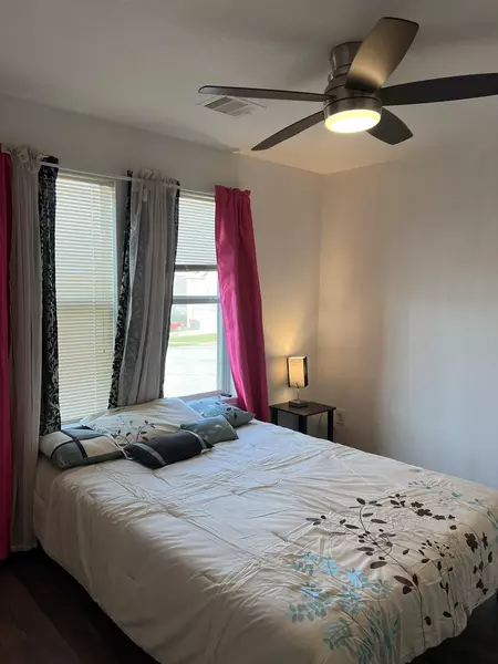 Coliving in Greater Greenspoint - Ne Houston, Houston