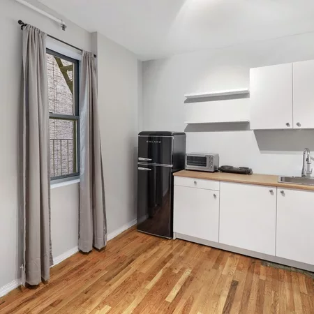 Studio Apartment for rent in Midtown West - Manhattan, New York