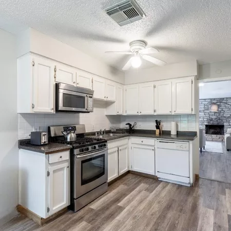 Coliving in Garrison Park - South Austin, Austin