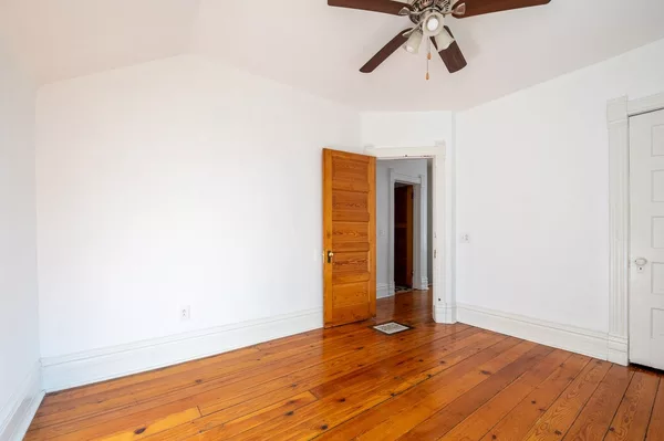 Coliving in Roscoe Village - North Side, Chicago
