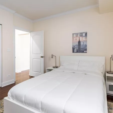 Coliving in Avondale - North Side, Chicago