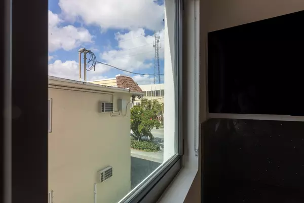 Coliving in Downtown Miami - Miami, Miami