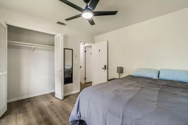 Coliving in Cocoa - Outer Orlando, Orlando