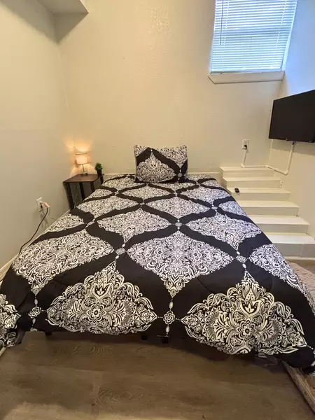 Coliving in Lake Forest - Northside, Jacksonville