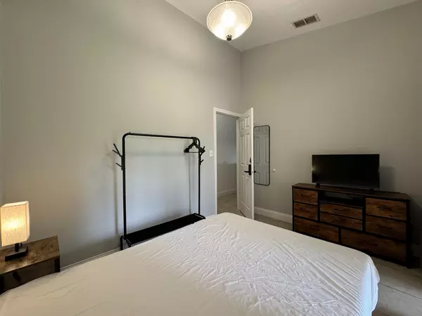 Coliving in Plant City - East Tampa, Tampa