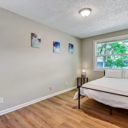 Coliving in Lake Forest - Northside, Jacksonville