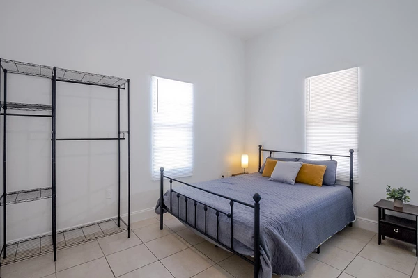 Coliving in Macfarlane Park - West Tampa, Tampa