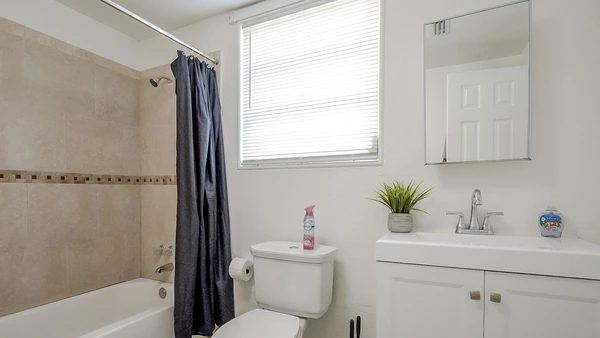 Coliving in Macfarlane Park - West Tampa, Tampa