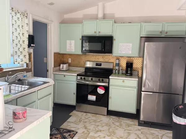 Coliving in Kenwood - Clearwater-St. Petersburg, Tampa
