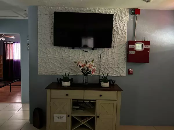 Coliving in Kenwood - Clearwater-St. Petersburg, Tampa