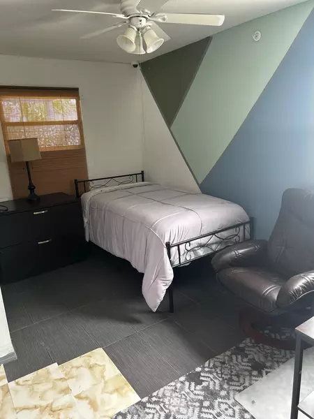 Coliving in Kenwood - Clearwater-St. Petersburg, Tampa