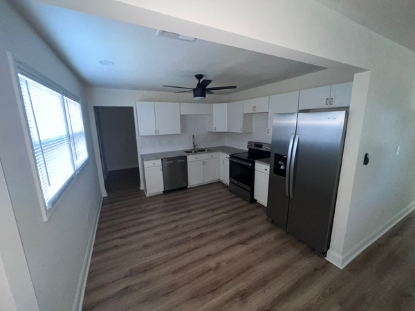 Coliving in Oakdale - North Charlotte, Charlotte