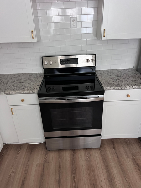 Coliving in Oakdale - North Charlotte, Charlotte