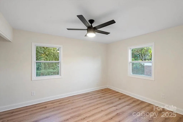 Coliving in Oakdale - North Charlotte, Charlotte