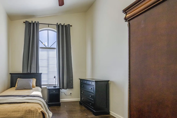 Coliving in Mesa - SE Valley, Phoenix