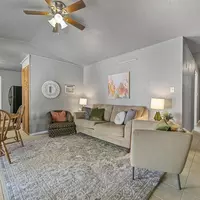 Coliving in Garland - Ne Dallas, Dallas