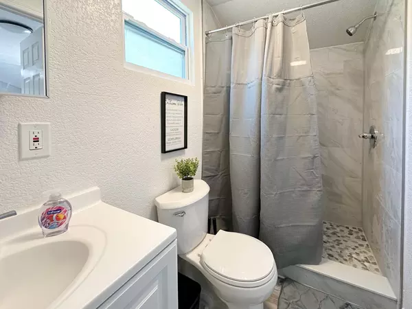 Coliving in Clearwater - Clearwater-St. Petersburg, Tampa