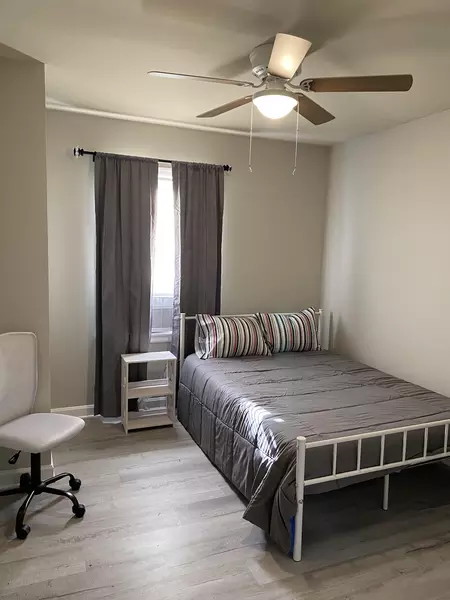 Coliving in Farm Pond - East Charlotte, Charlotte