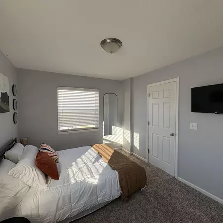 Coliving in Red Bridge - KCMO, Kansas City