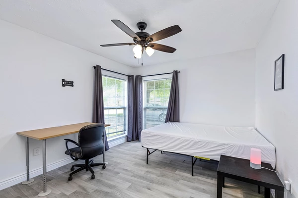 Coliving in Greater Hobby Area - Se Houston, Houston
