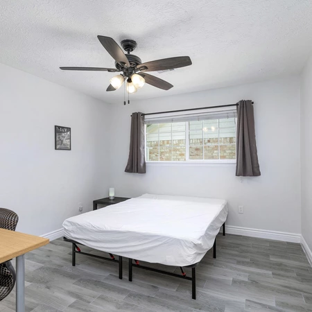 Coliving in Greater Hobby Area - Se Houston, Houston