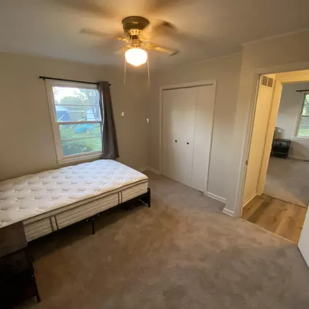 Coliving in Raytown - Outer KCMO, Kansas City