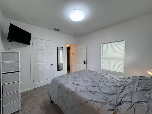 Coliving in Plant City - East Tampa, Tampa